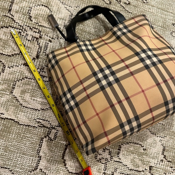 Burberry Nova Check Tote Bag in Coated Canvas - Picture 5 of 12